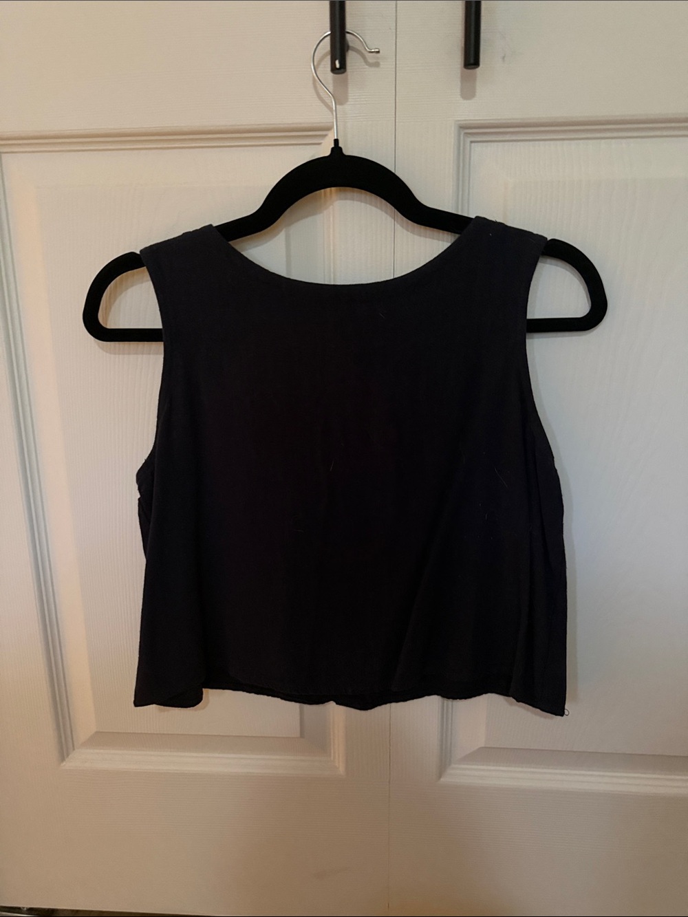Women’s Navy Sleeveless Crop Top